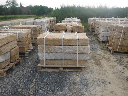 Sandstein-Blockstufe